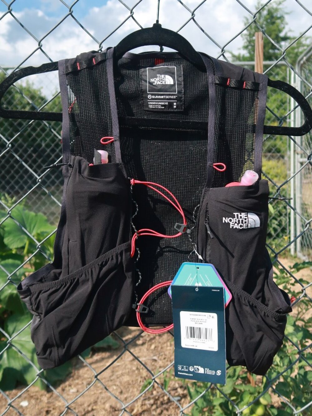 NEW The North Face Summit Series 10-Liter Trail Running Vest | Medium - Picture 2 of 7